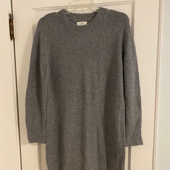 Lou & Grey sweater dress - Picture 1 of 5